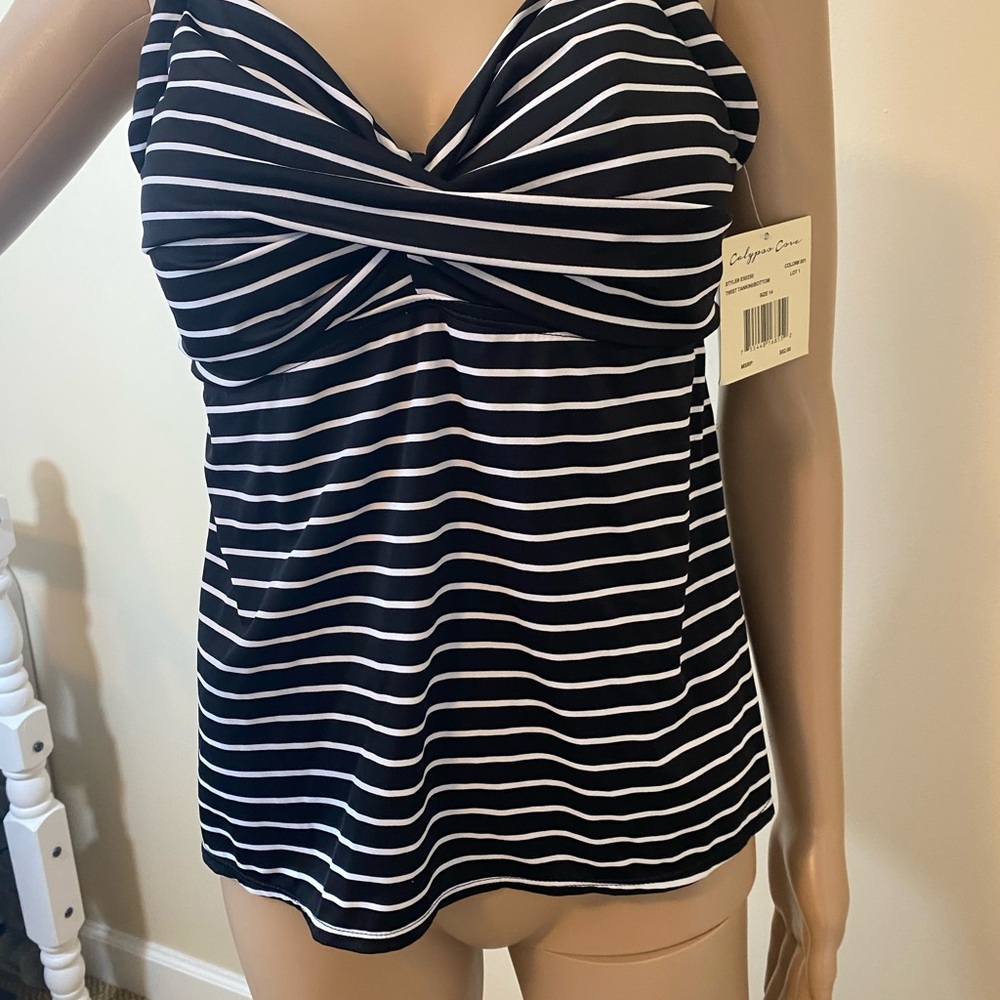 Black and White Striped Swimsuit Top
